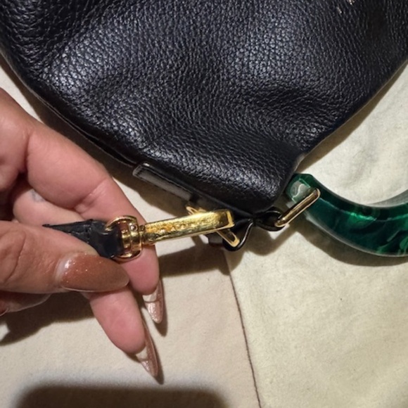 Marni Venice Small Bag in black leather - Picture 6 of 12